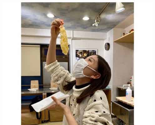 芳根京子「真犯人フラグ」“亀やん旅”思い出ショット公開「本当に楽しかった」