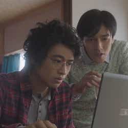 モデルプレス - 斎藤工&要潤、初恋ファンタジーの学ラン姿初公開 豪華キャストが心揺さぶる