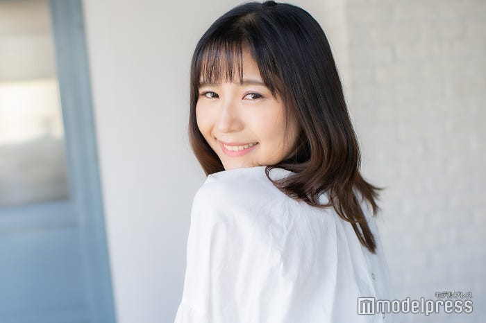 堤奈々美さん(C)モデルプレス