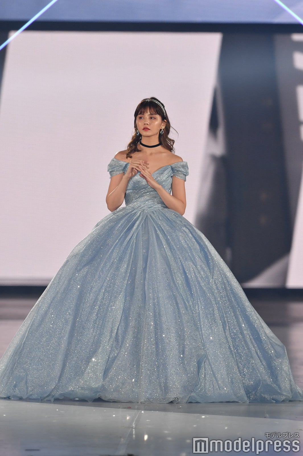 （C）モデルプレス