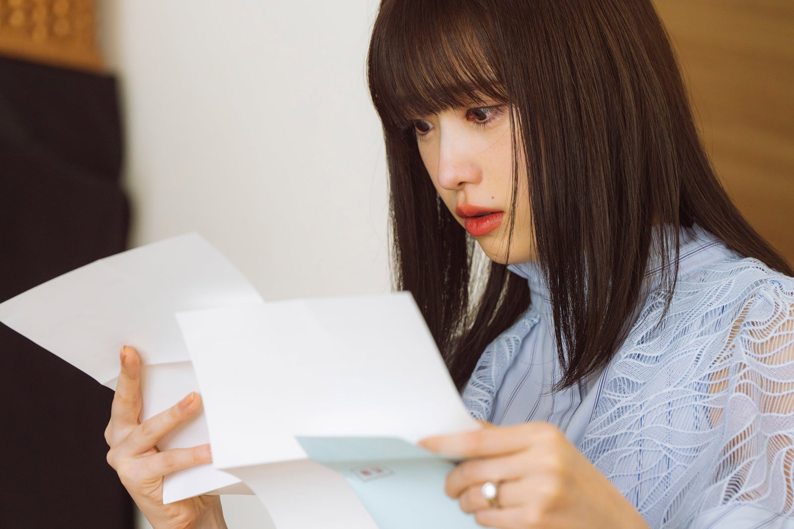 高橋ひかる「顔に泥を塗る」第4話より（C）テレビ朝日