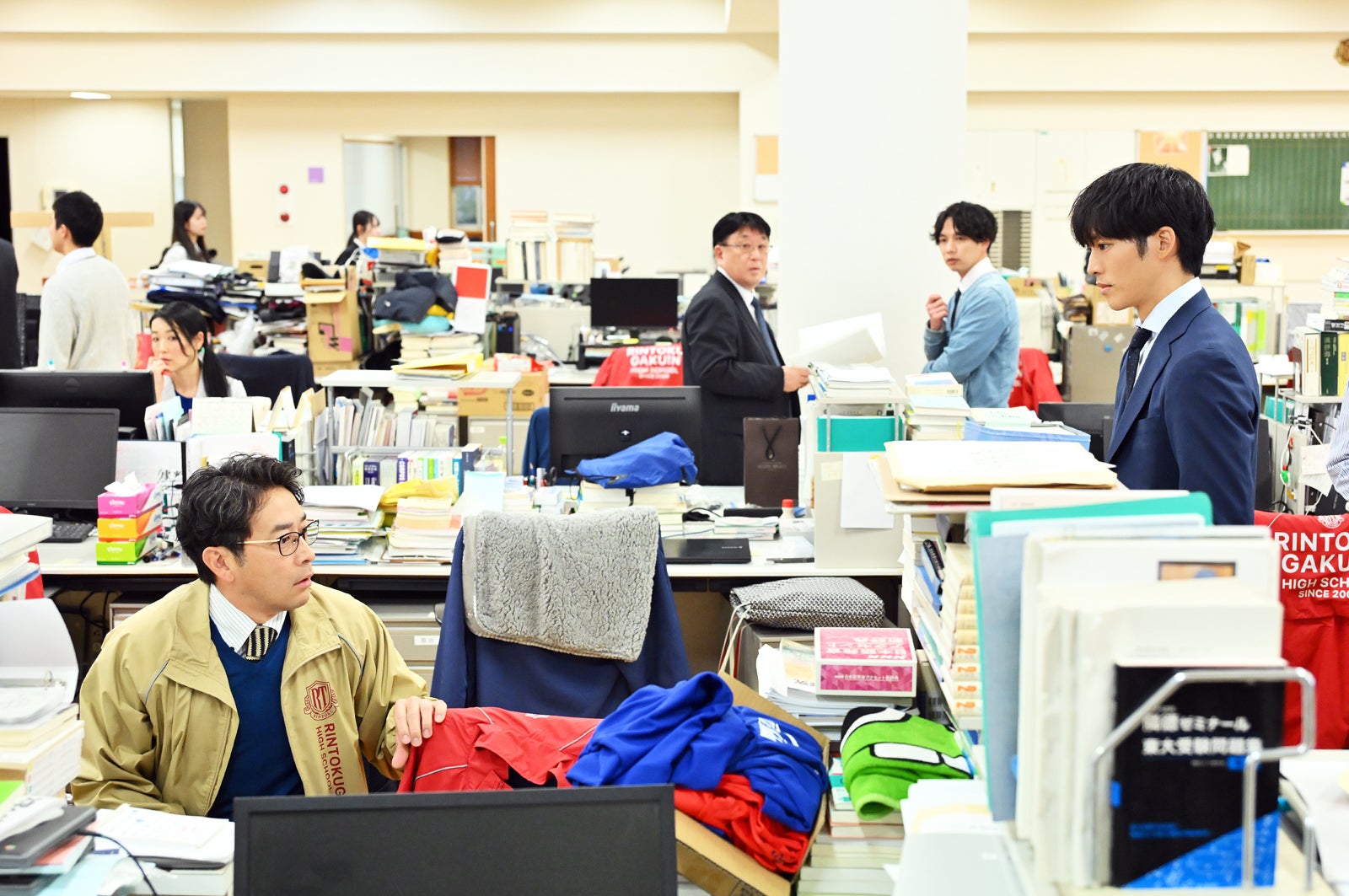 迫田孝也、松坂桃李「御上先生」第7話（C）TBS