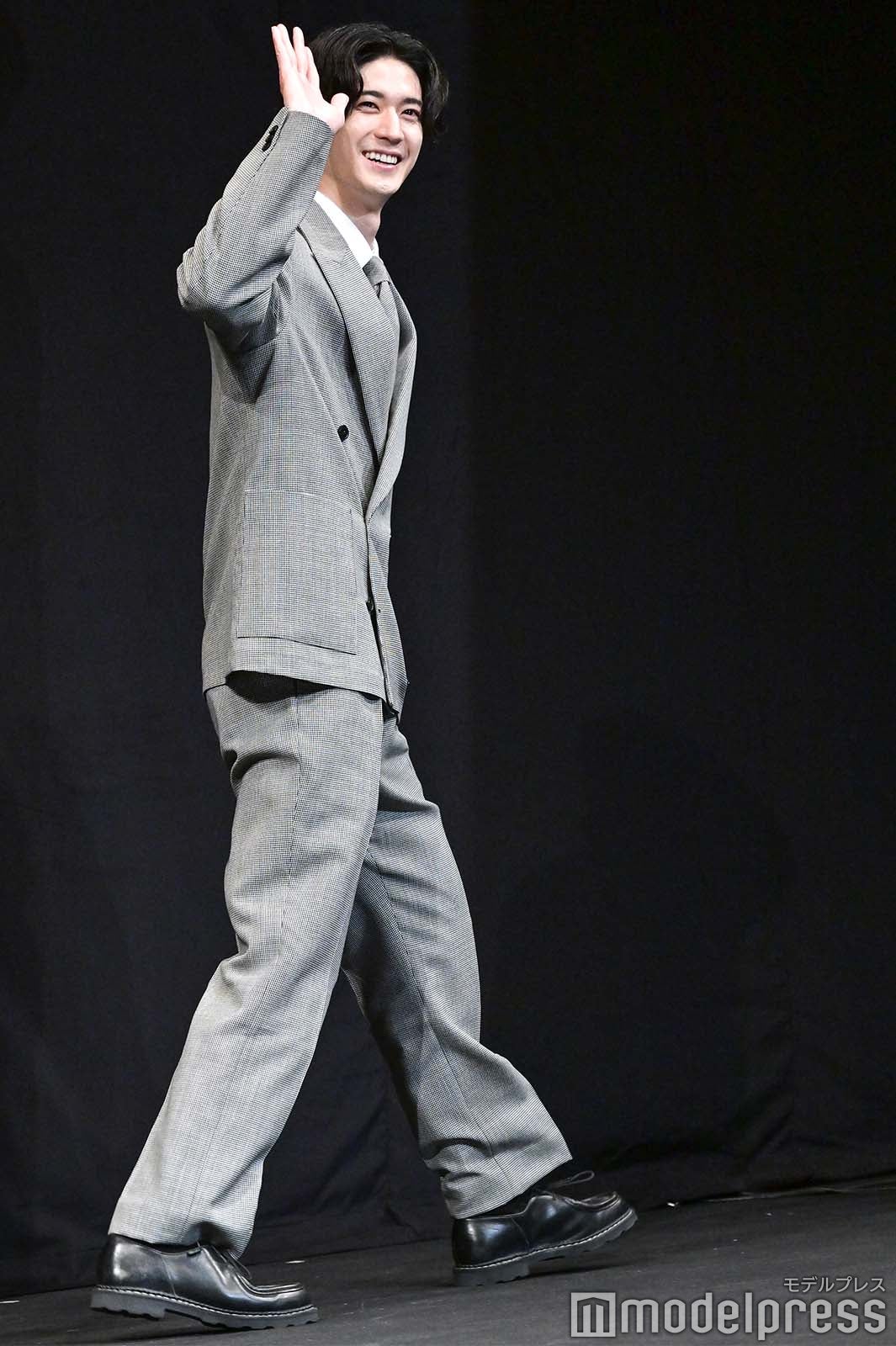 会場を静寂に包んでしまった中島裕翔 （C）モデルプレス