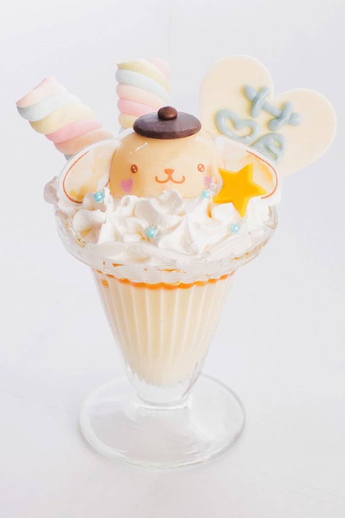 プリンご主人様のもえもえパフェ ¥1,000(C)1996,2019 SANRIO CO,LTD.APPROVAL NO.S600758