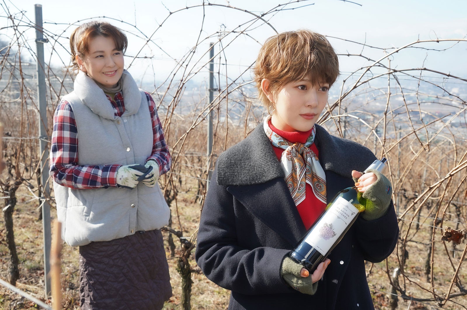 南野陽子、高畑充希／「ムチャブリ！　わたしが社長になるなんて」第4話より（C）日本テレビ