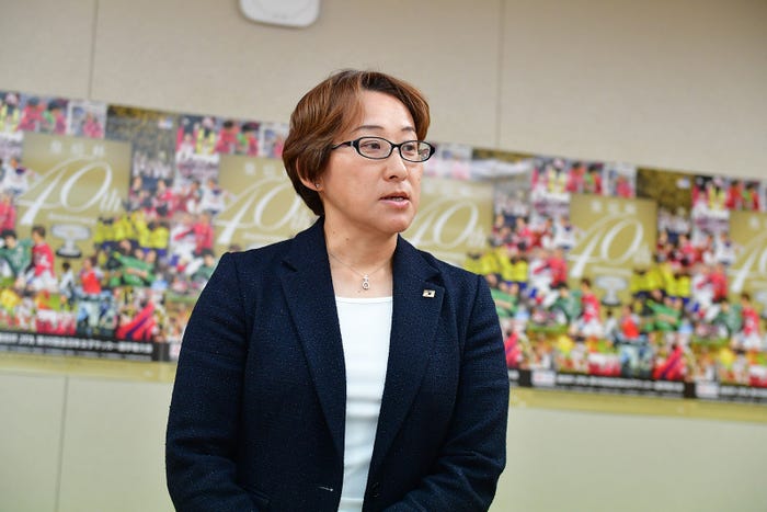 手塚貴子氏(画像提供:よしもとクリエイティブ・エージェンシー)