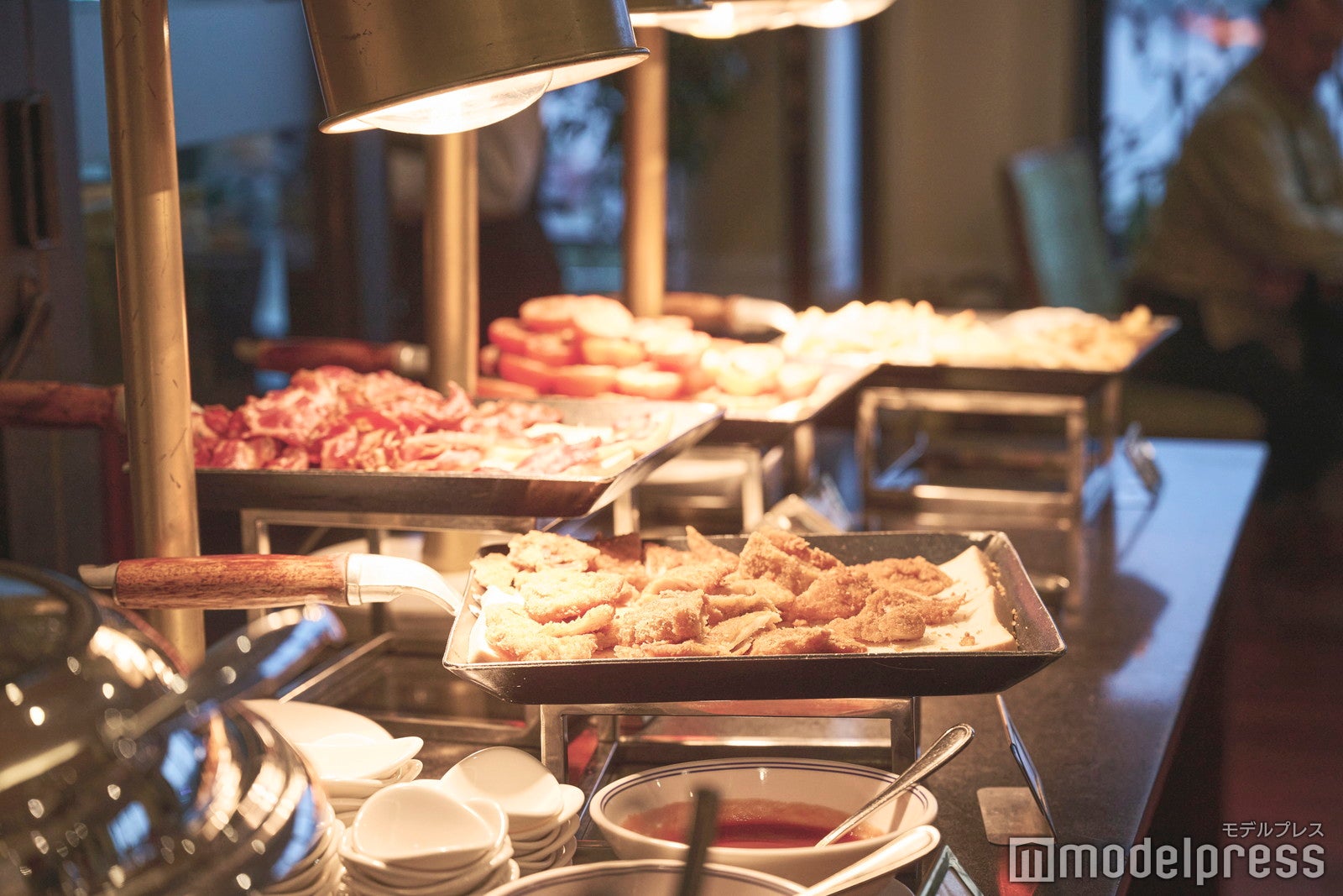 ホテル マジェスティック サイゴン（C）モデルプレス