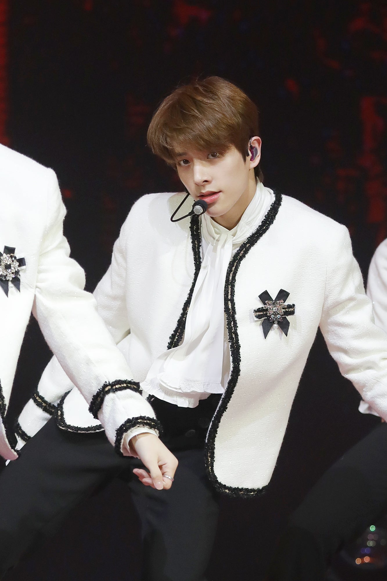 JAKE（C）BELIFT LAB