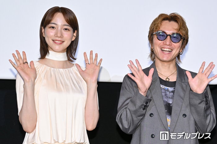 のん、監督の本”借りパク”をぶっちゃけ「今も…」SUPER EIGHT安田章大からツッコミも「タイトル借りパクになりますよ」【平行と垂直】