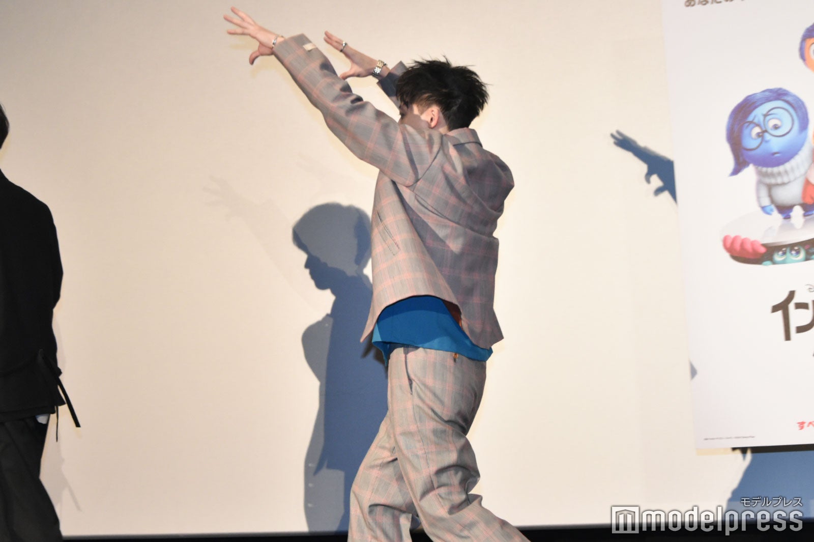 楽曲にノリノリな工藤大輝（C）モデルプレス