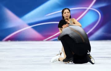 「こんな最高の気分に合う日本語なんて思いつかない」りくりゅう大逆転金に解説・高橋成美さん号泣名言が話題「完全同意」「日本スポーツ史に残ってもよいくらい名言」