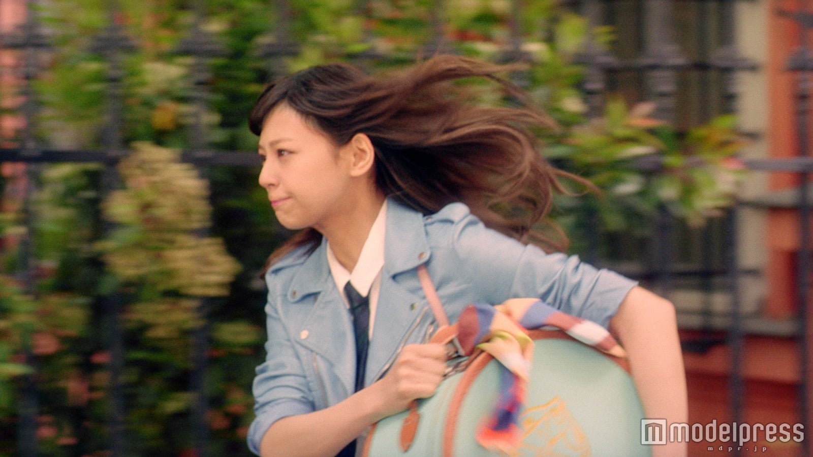 西内まりや／新CM「ティーガール 春」篇より