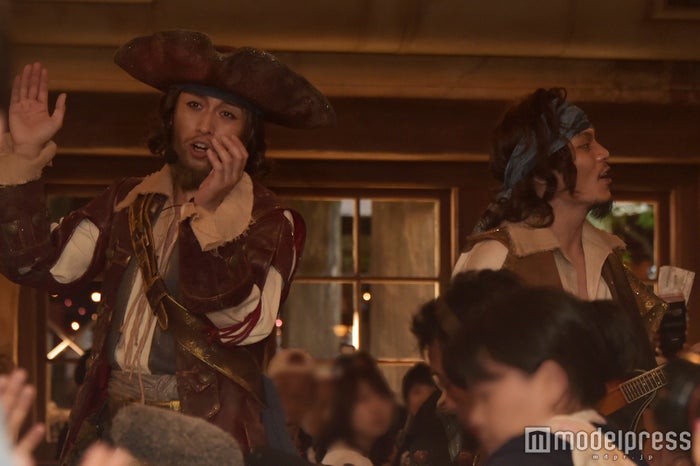 「パイレーツ・キャンティーナ・フィエスタ」(C)モデルプレス(C)Disney