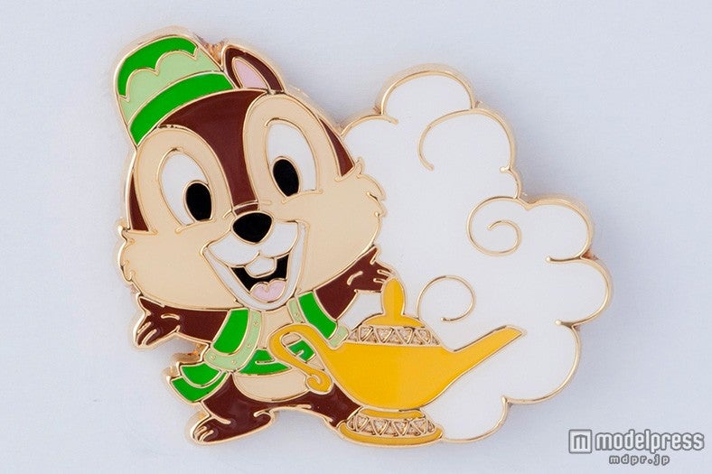 チップのピンバッチ（C）Disney