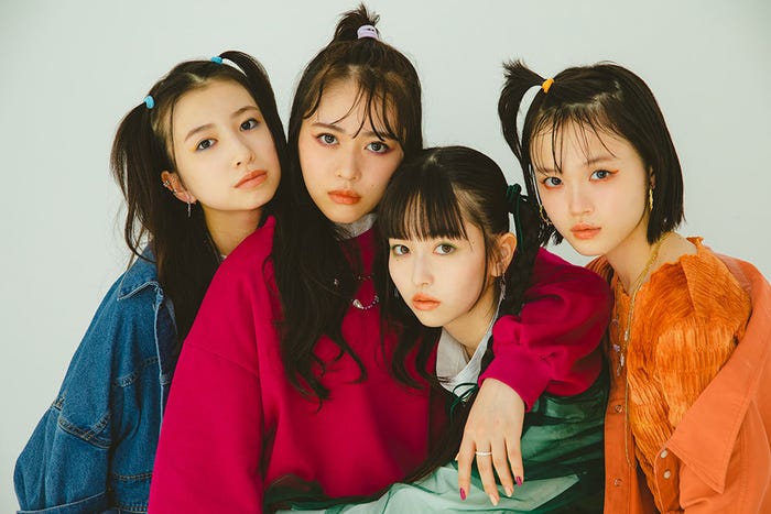 @onefive(左から:GUMI、KANO、MOMO、SOYO)(提供写真)
