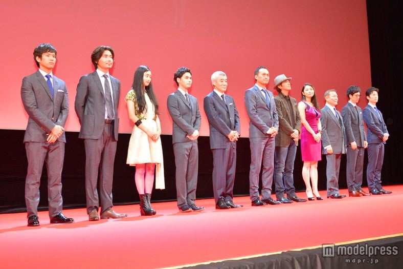 （左より）三浦貴大、小澤征悦、忽那汐里、柳楽優弥、柄本明、渡辺謙、佐藤浩市、小池栄子、國村隼、滝藤賢一、李相日監督