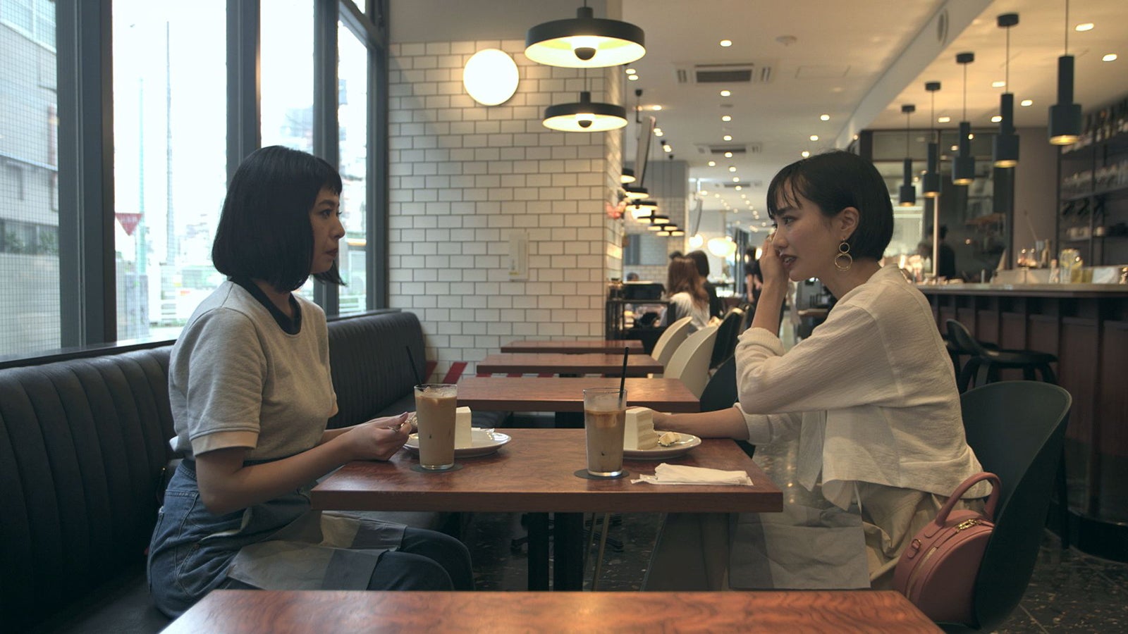 香織（右）「TERRACE HOUSE TOKYO 2019-2020」14th WEEK（C）フジテレビ／イースト・エンタテインメント