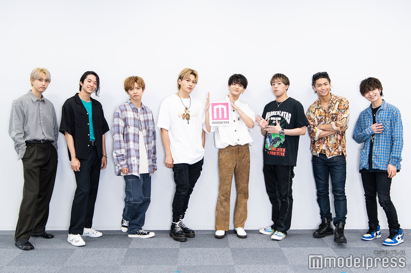 終了】FANTASTICS、直筆サイン入りチェキプレゼント【1名様】 - モデル