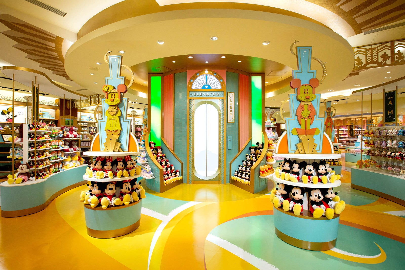 ディズニーストア ディズニーリゾート店限定 25周年記念 グーフィーセット ディズニーストア 東京ディズニーリゾート店」25周年に“魔法が