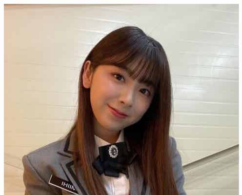 “現役高校生”NiziUミイヒ、制服ショット披露「可愛すぎる」「尊い」と反響