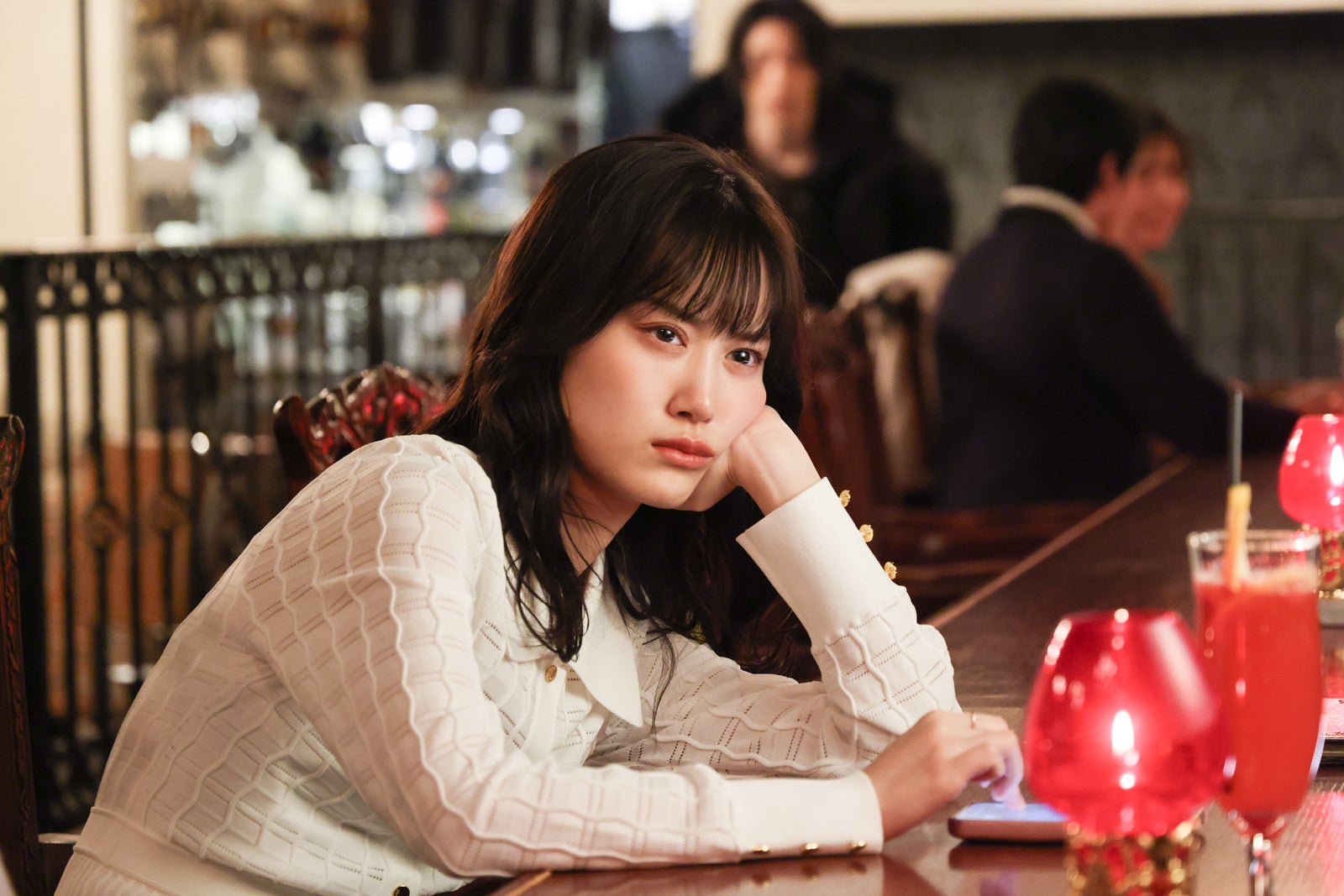 山下美月「Eye Love You」第4話より（C）TBS