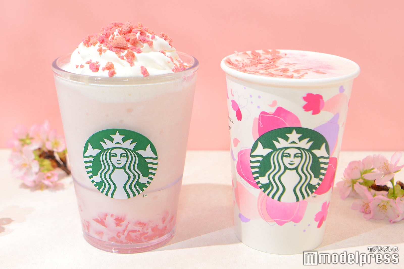 【スタバ新作メニュー】「さくら 咲くサク フラペチーノ」「さくら ソイ ラテ」何度も飲みたい軽やかな甘さ＆桜色で一足早く春気分＜試飲レポ＞