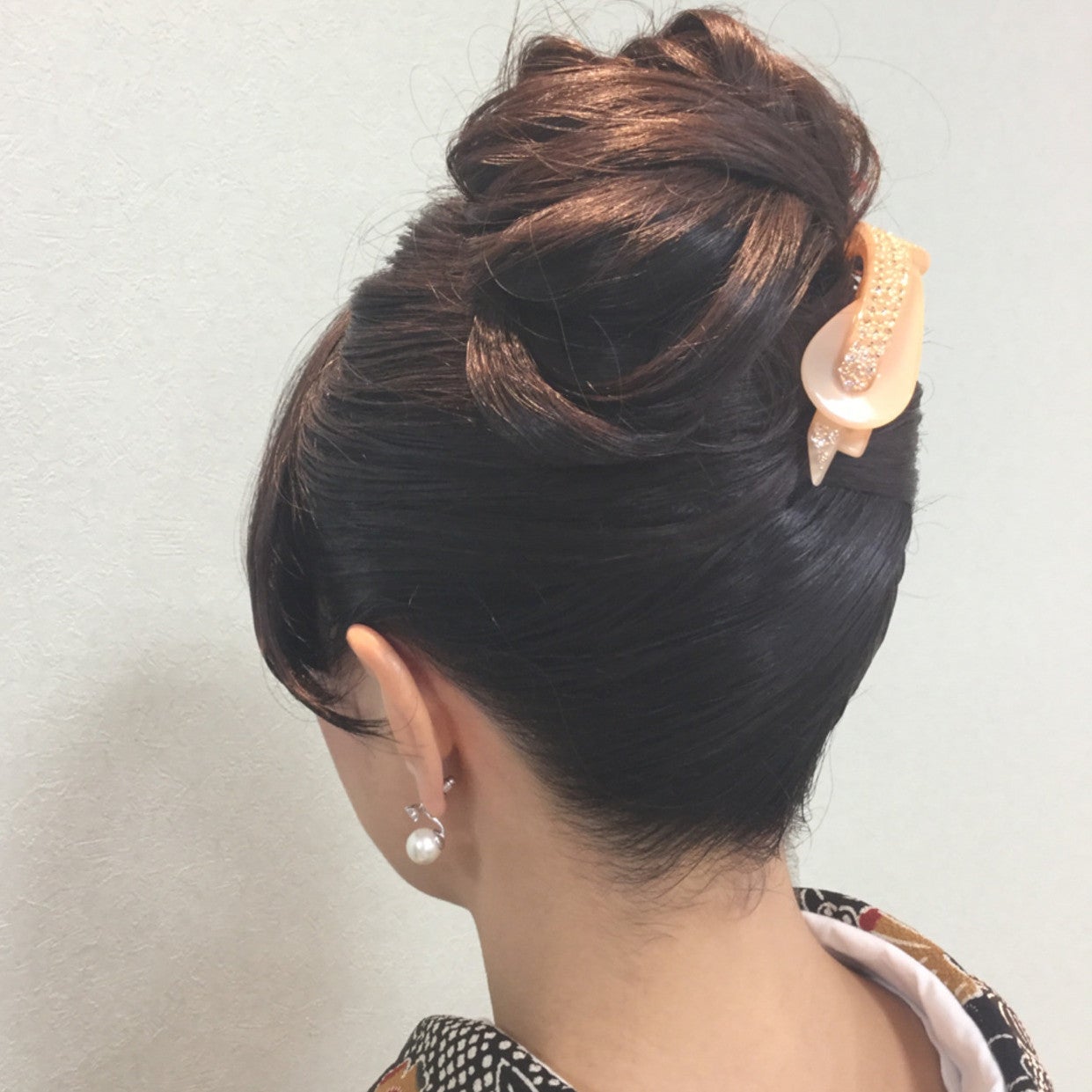 夜会巻きは大人の色気満点 マネしたいヘアアレンジ10選 モデルプレス