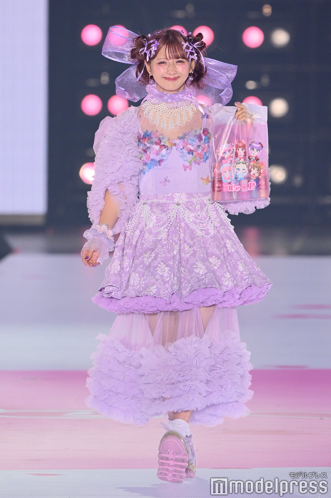 しなこ（C）モデルプレス