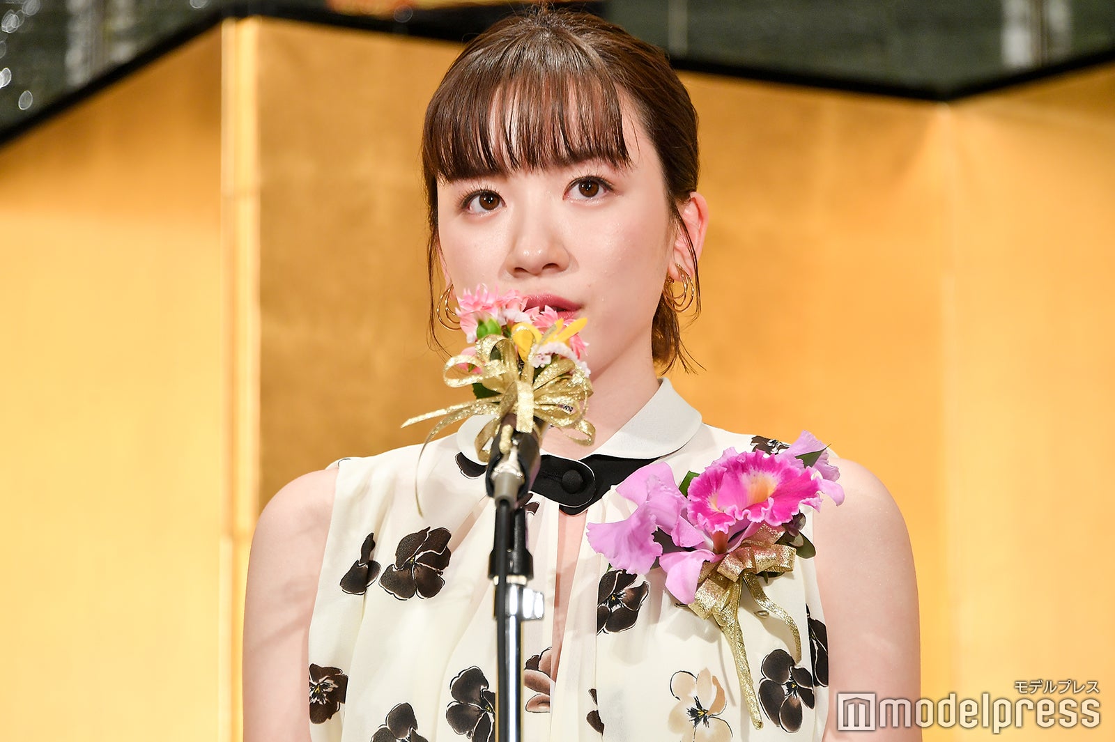 永野芽郁（右）（C）モデルプレス