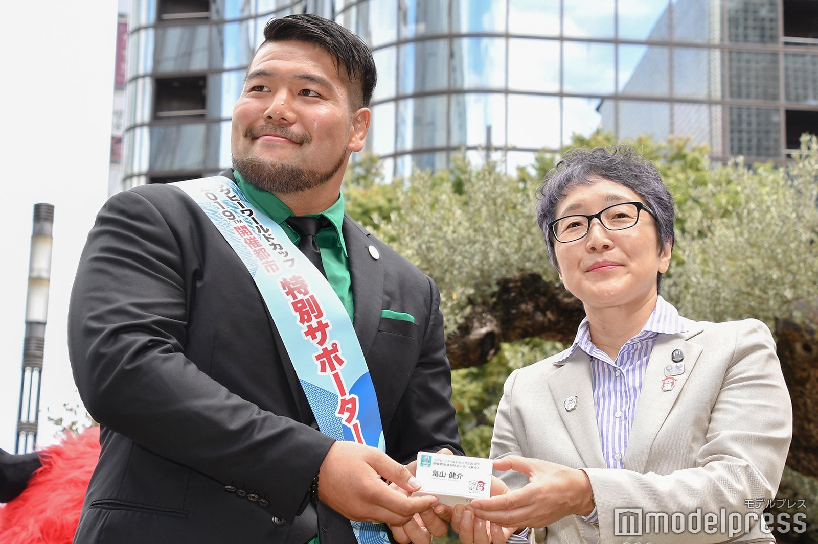 （左）畠山健介選手（C）モデルプレス