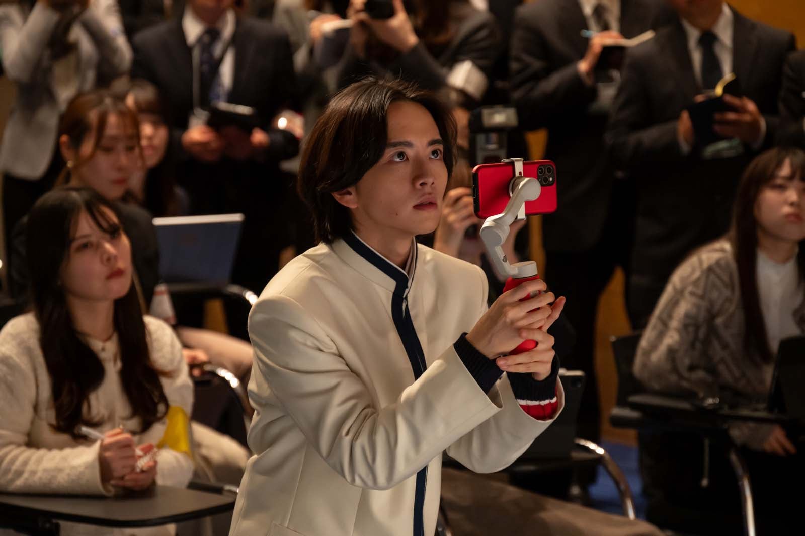 「マルス」渾一（板垣李光人）へのメール差出人の有力候補浮上「イケメンが伏線だったのかも」「声が似てる」