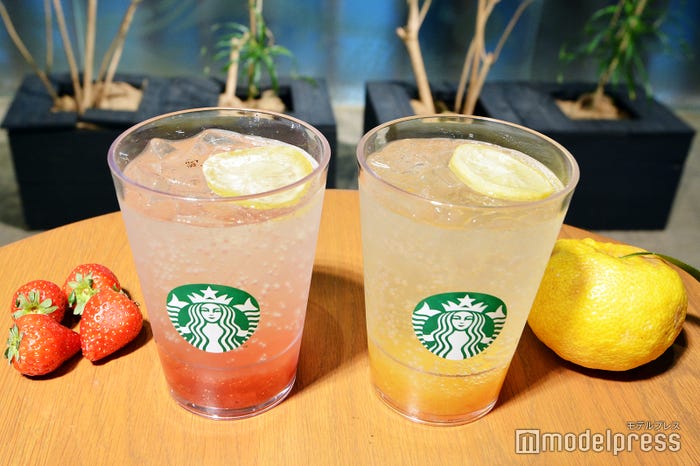 (左から)チラックス ソーダ ストロベリー、チラックス ソーダ ゆずシトラス(C)モデルプレス