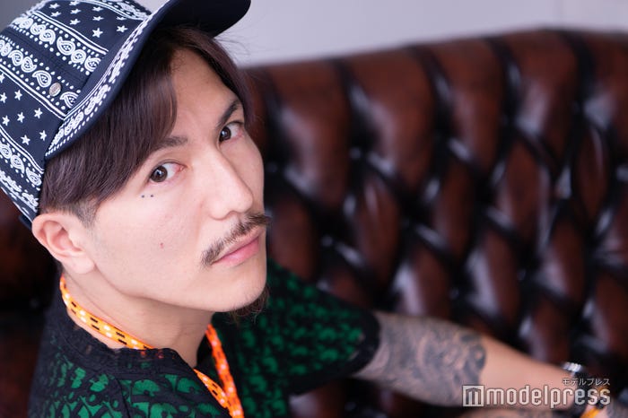 DJふぉい (C)モデルプレス