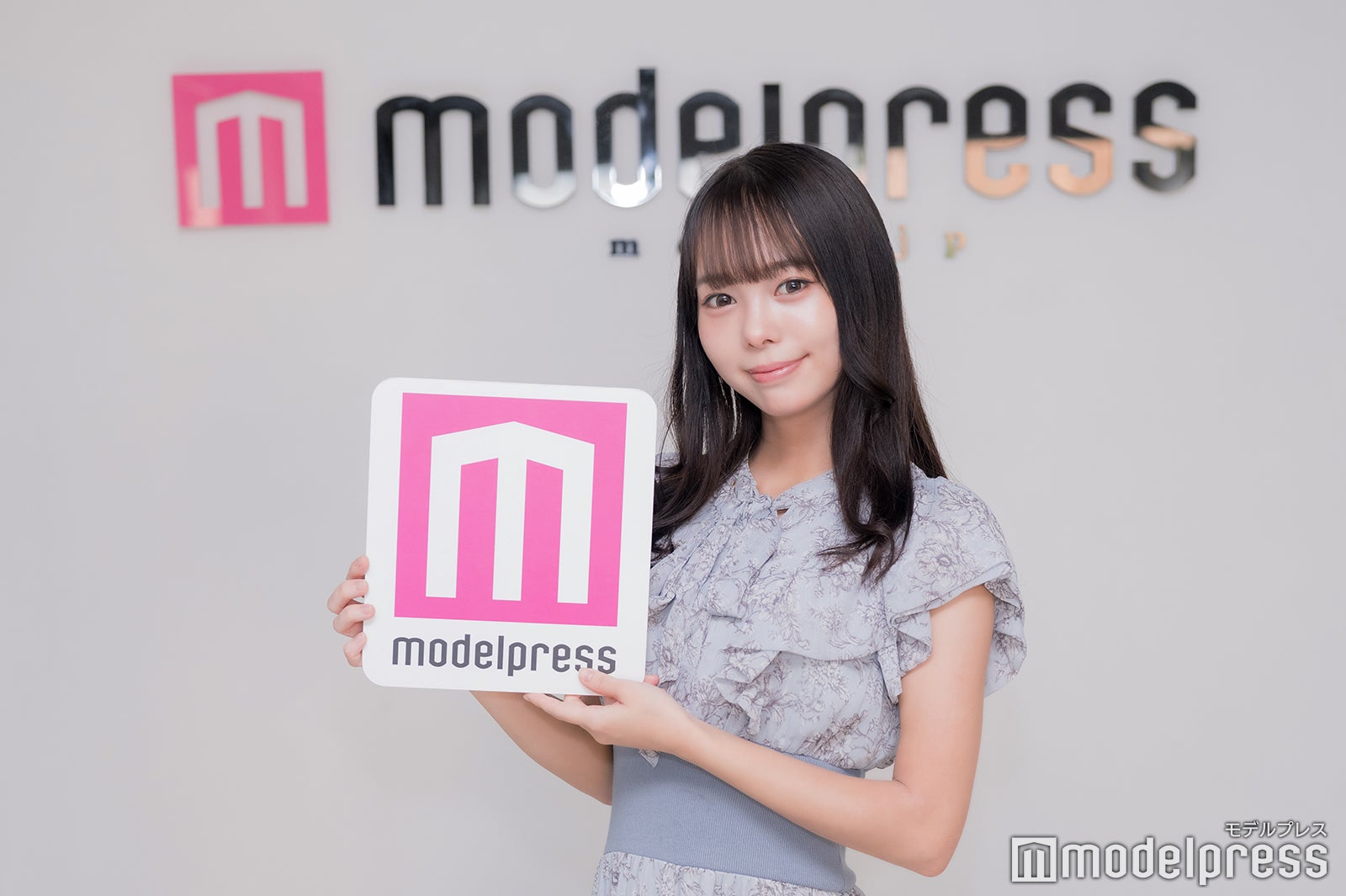 モデルプレスのインタビューに応じた西平芽生さん（C）モデルプレス