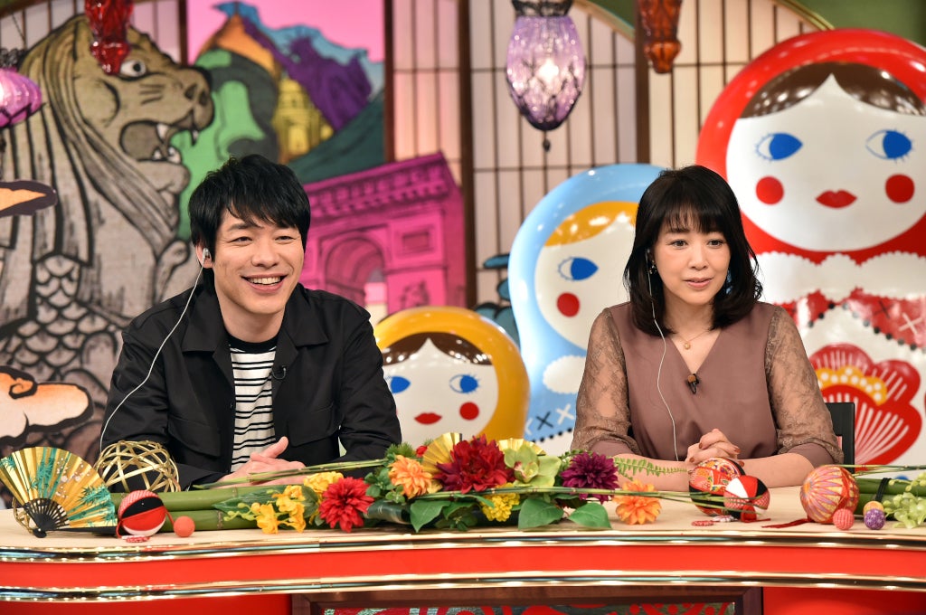 川島明、菊池桃子（C）TBS