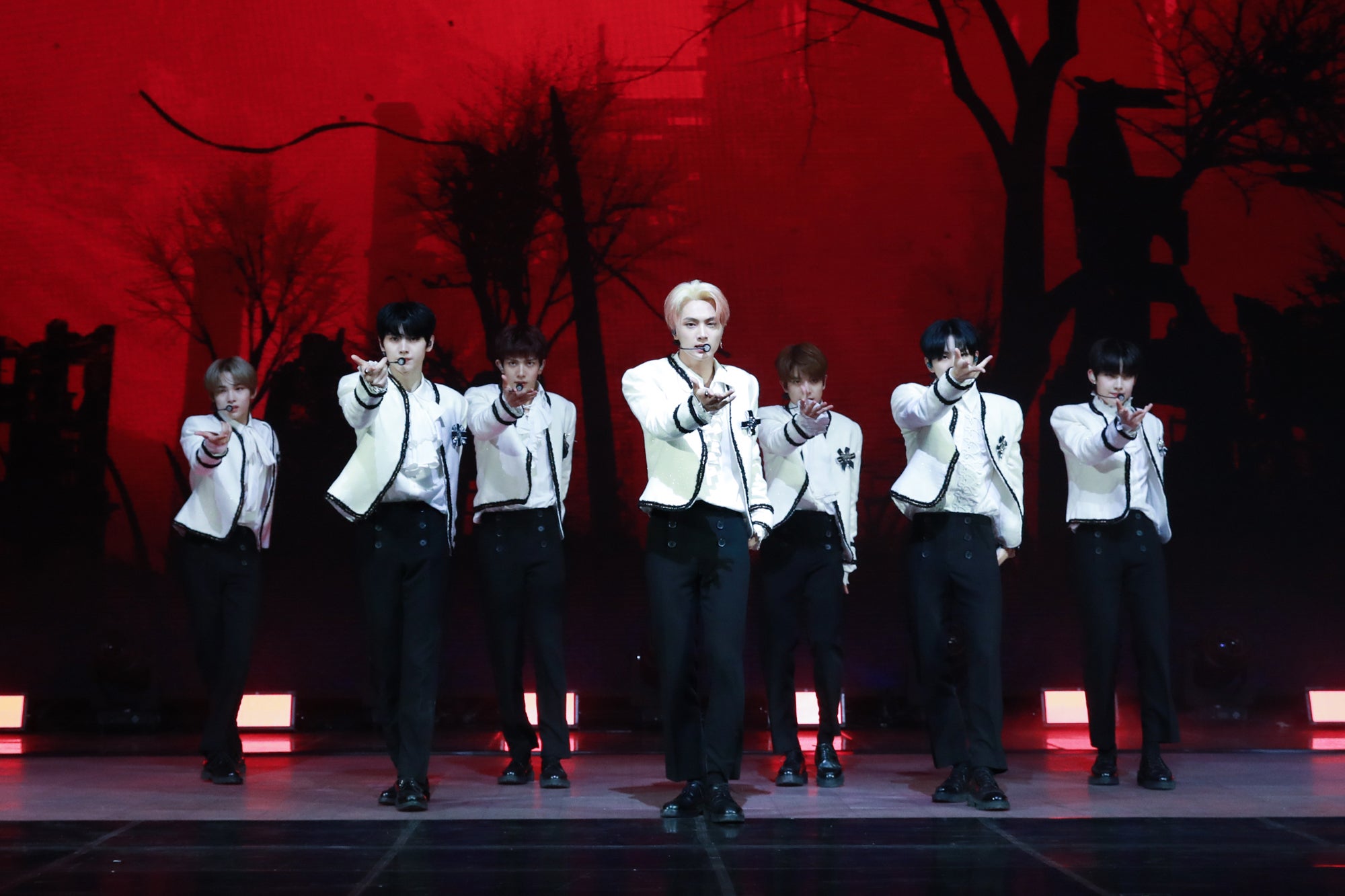 ENHYPEN（C）BELIFT LAB