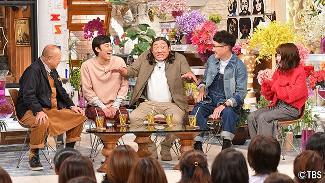 ロバート秋山 ネタの作り方とは 個性的なキャラクターが誕生するまで A Studio モデルプレス