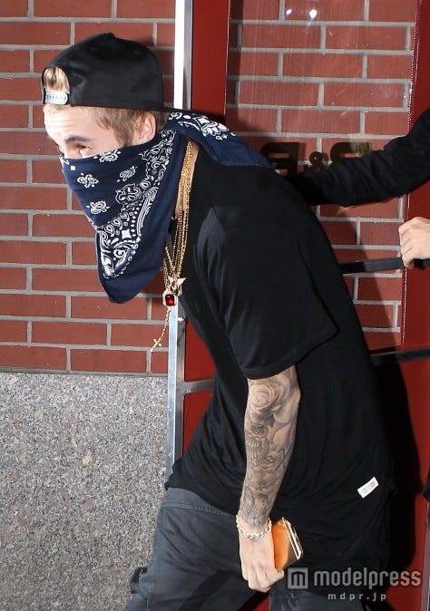ジャスティン ビーバー 仰天の強盗ファッション モデルプレス ジャスティン ビーバー 仰天の強盗ファッション モデルプレス
