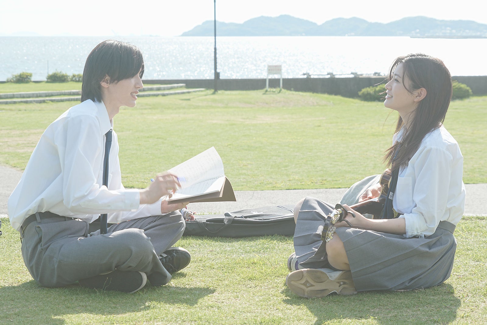 道枝駿佑、生見愛瑠（C）2026「君が最後に遺した歌」製作委員会