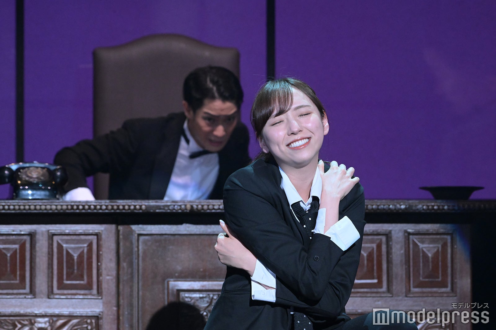 味方良介、新内眞衣（C）モデルプレス