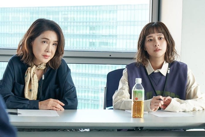 筒井真理子、堀田真由「若草物語―恋する姉妹と恋せぬ私―」第4話(C)日本テレビ