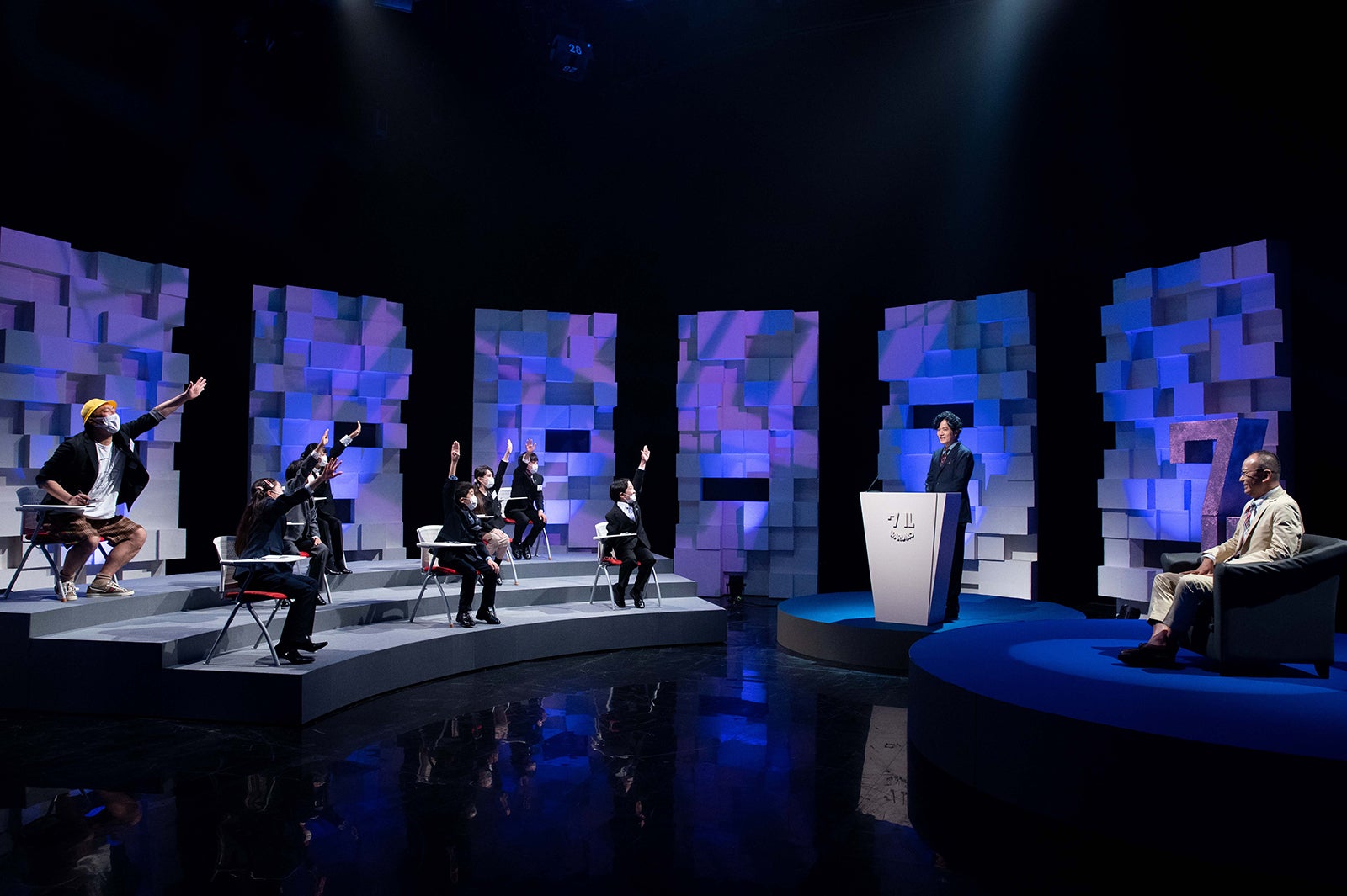 「子ども記者会見」 （C）NHK