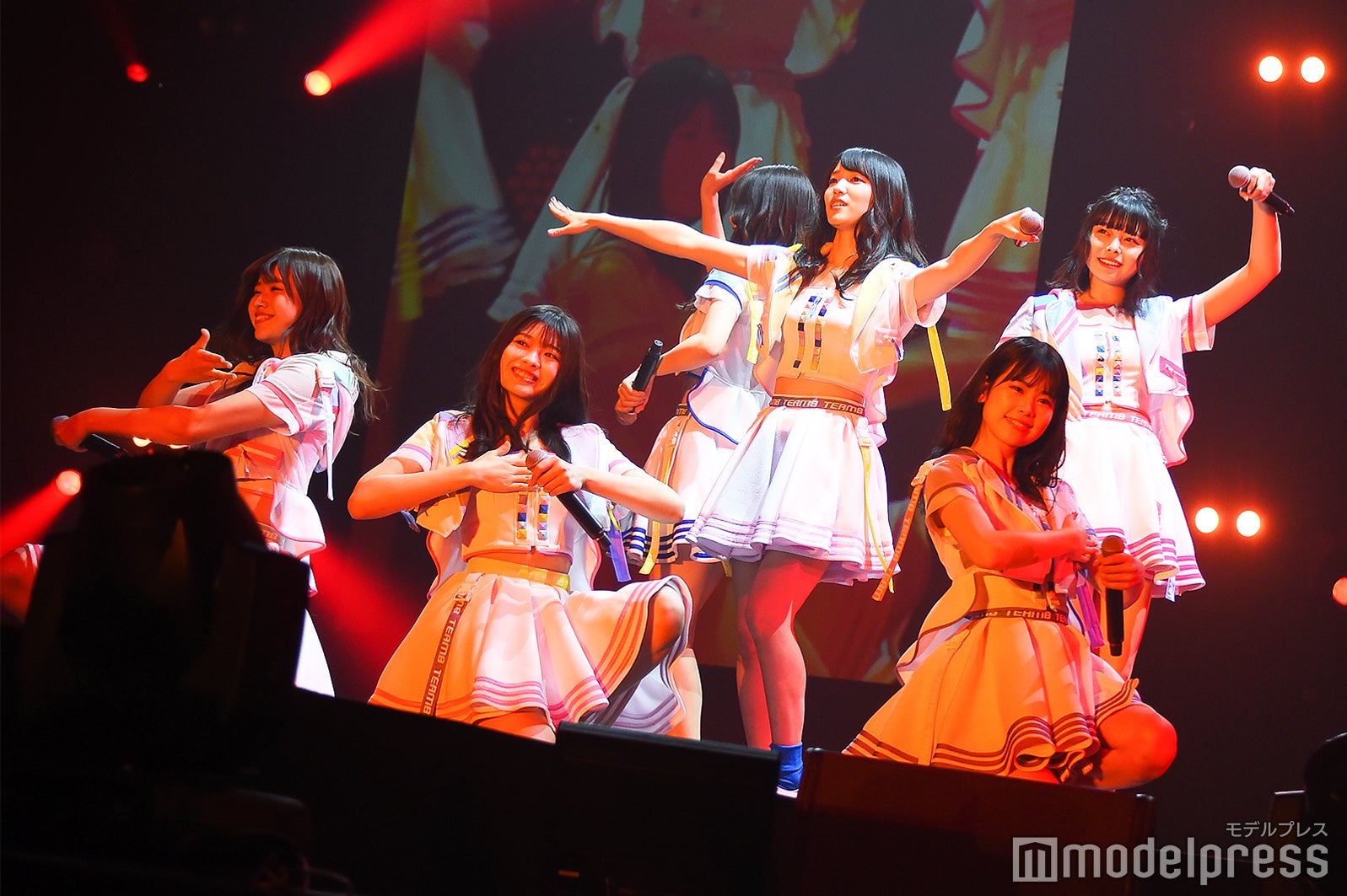 AKB48 Team8（C）モデルプレス