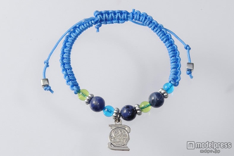 TDL：ブレスレット￥1200／（C）Disney
