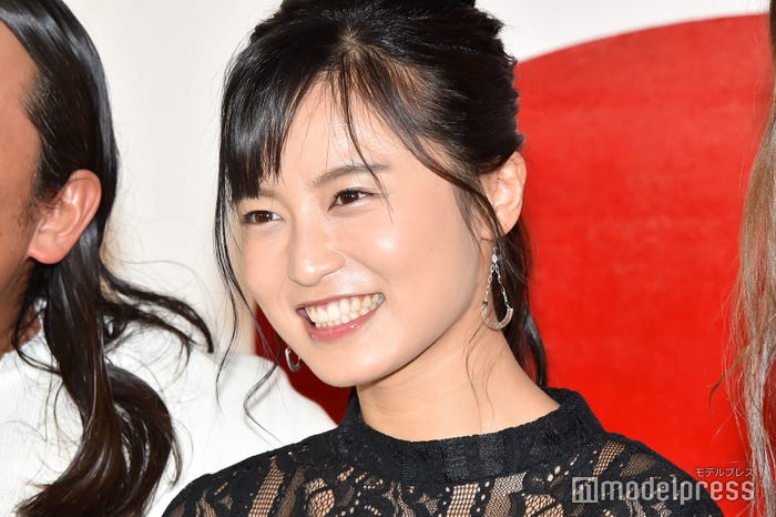 小島瑠璃子 (C)モデルプレス