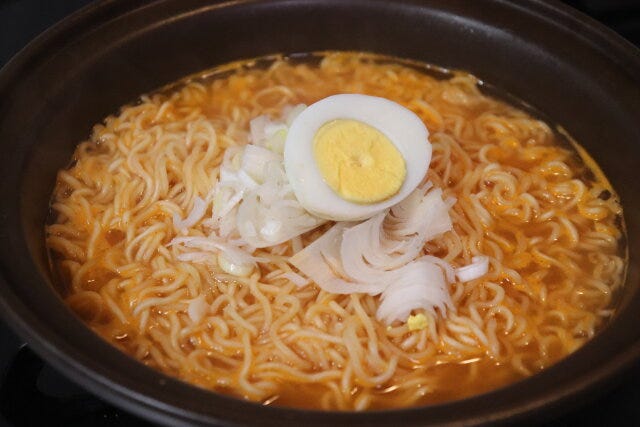 ダイソー　ラーメン　麻辣