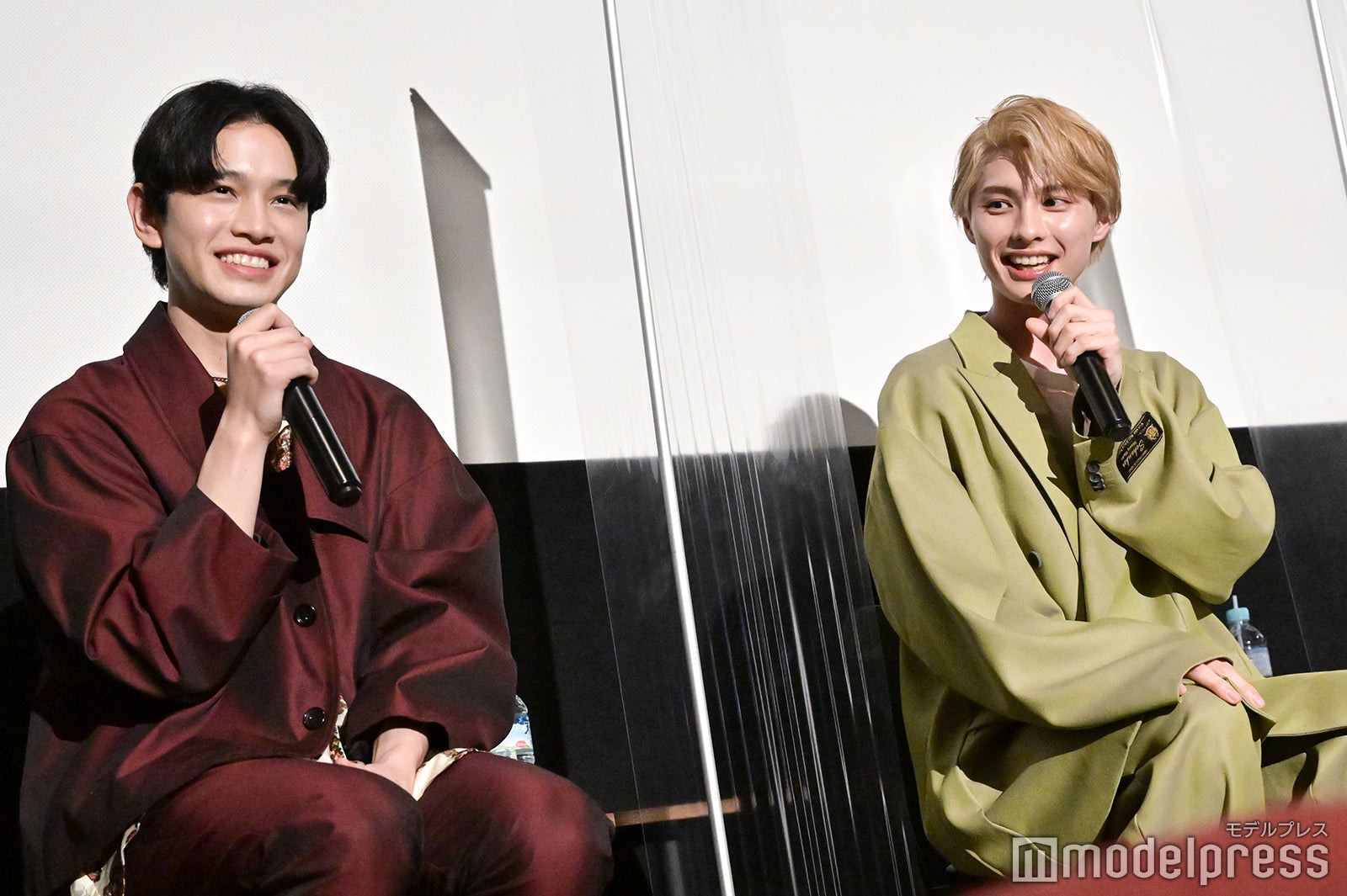 鈴木康介、本田響矢（C）モデルプレス