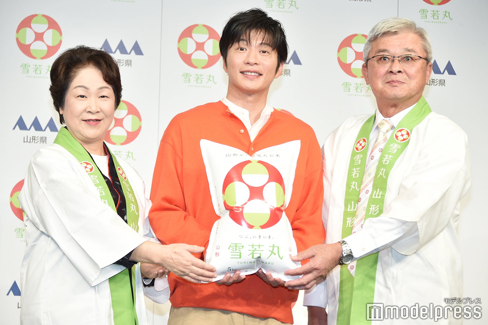 吉村美栄子県知事、田中圭、折原敬一氏（C）モデルプレス