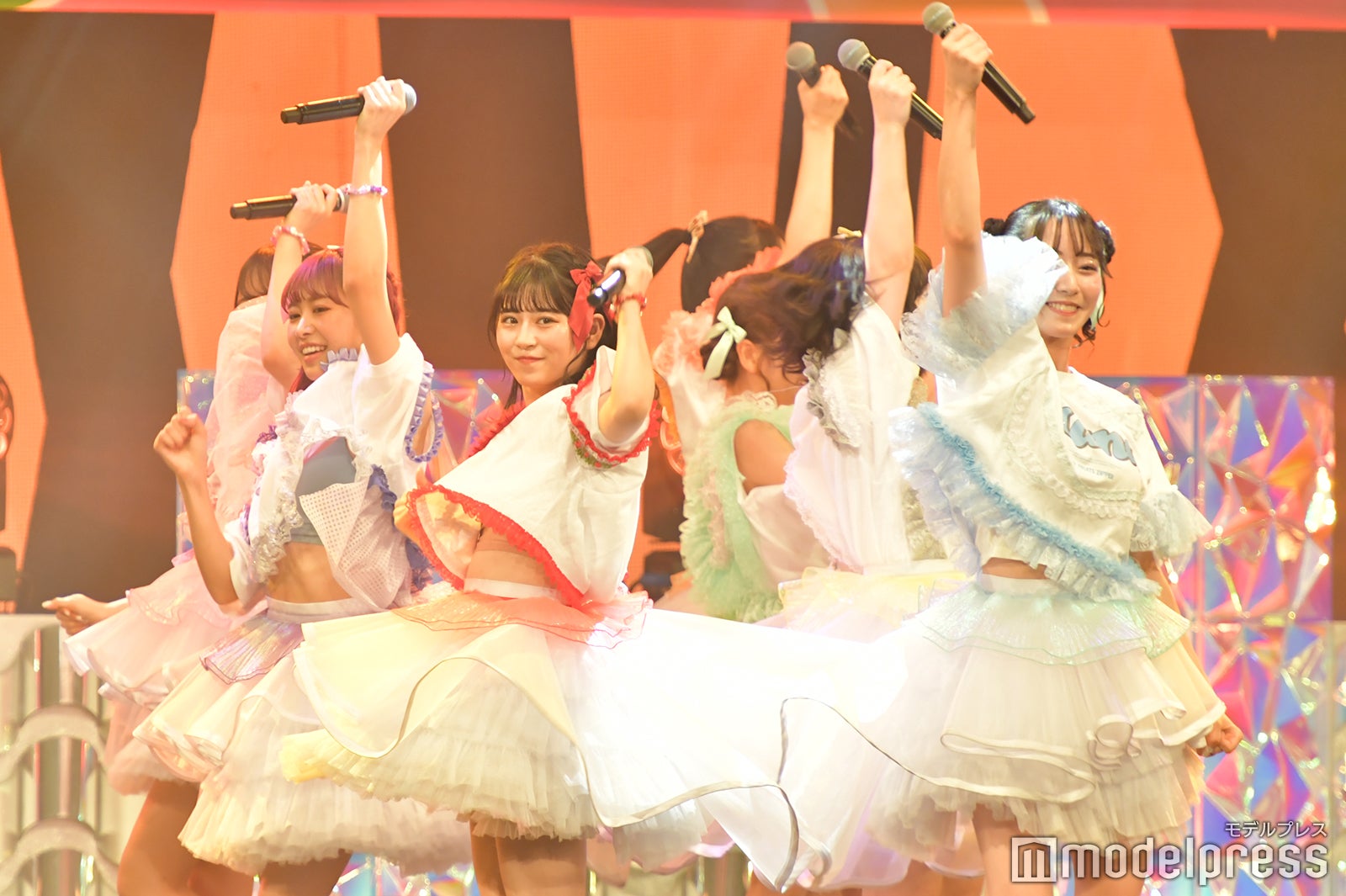 FRUITS ZIPPER（C）モデルプレス