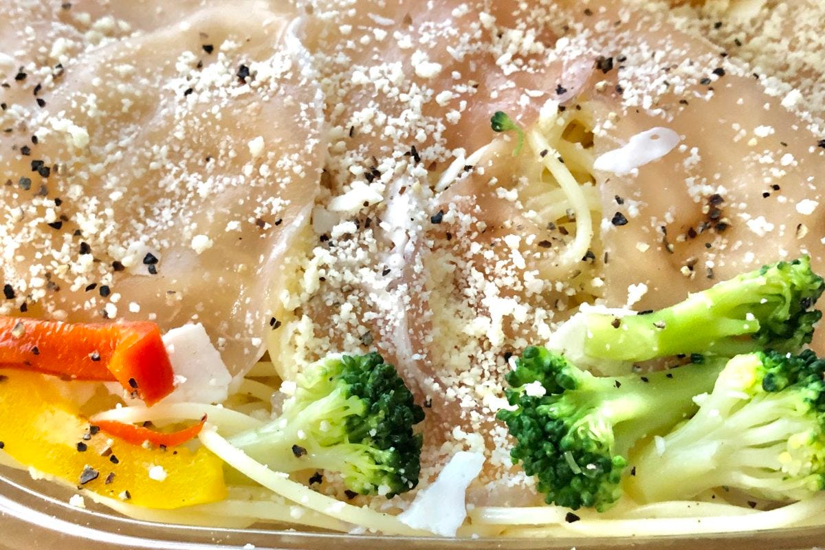 ファミマ　冷たいパスタ